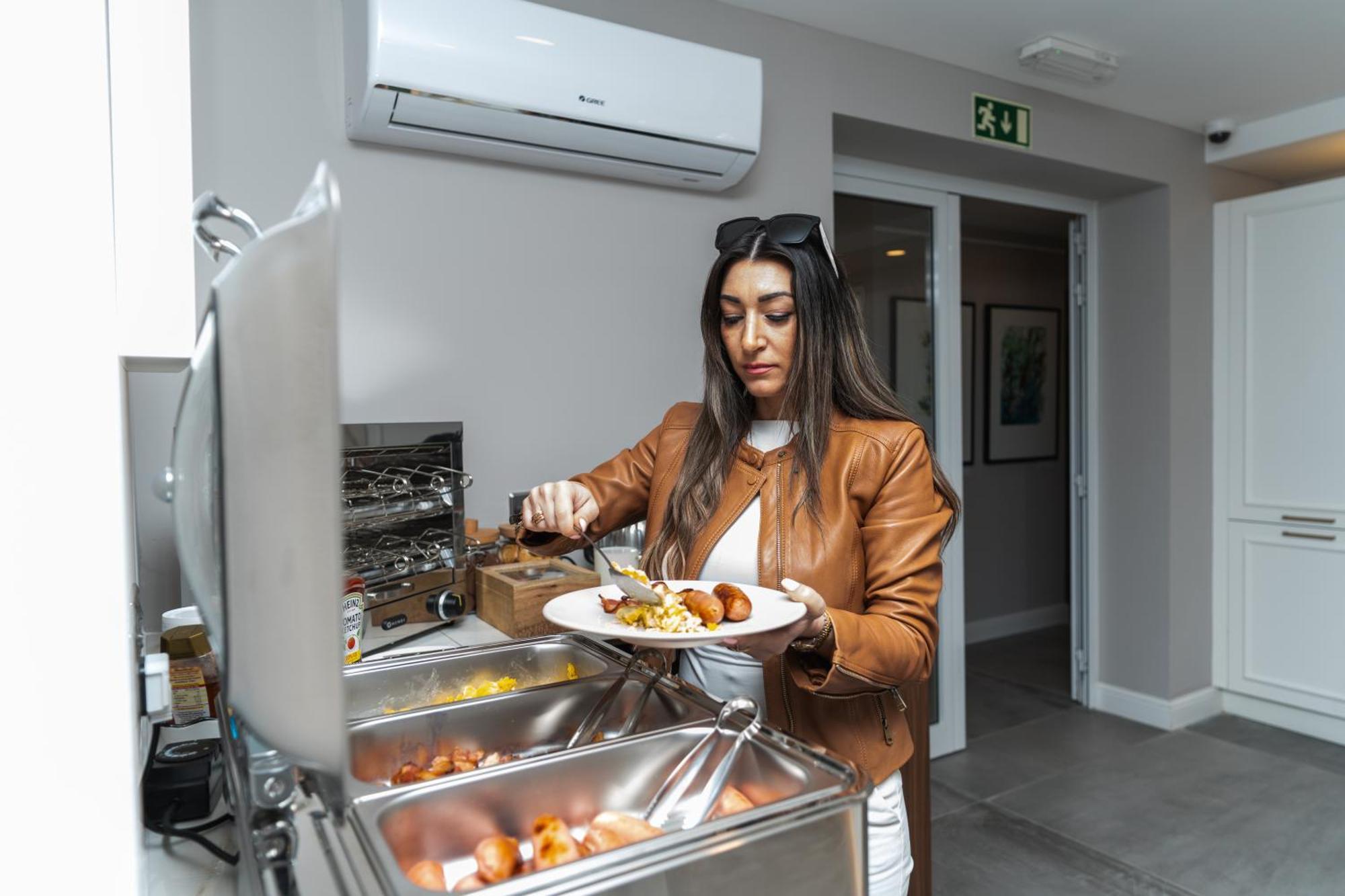 مْدينا Howard House Hotel المظهر الخارجي الصورة