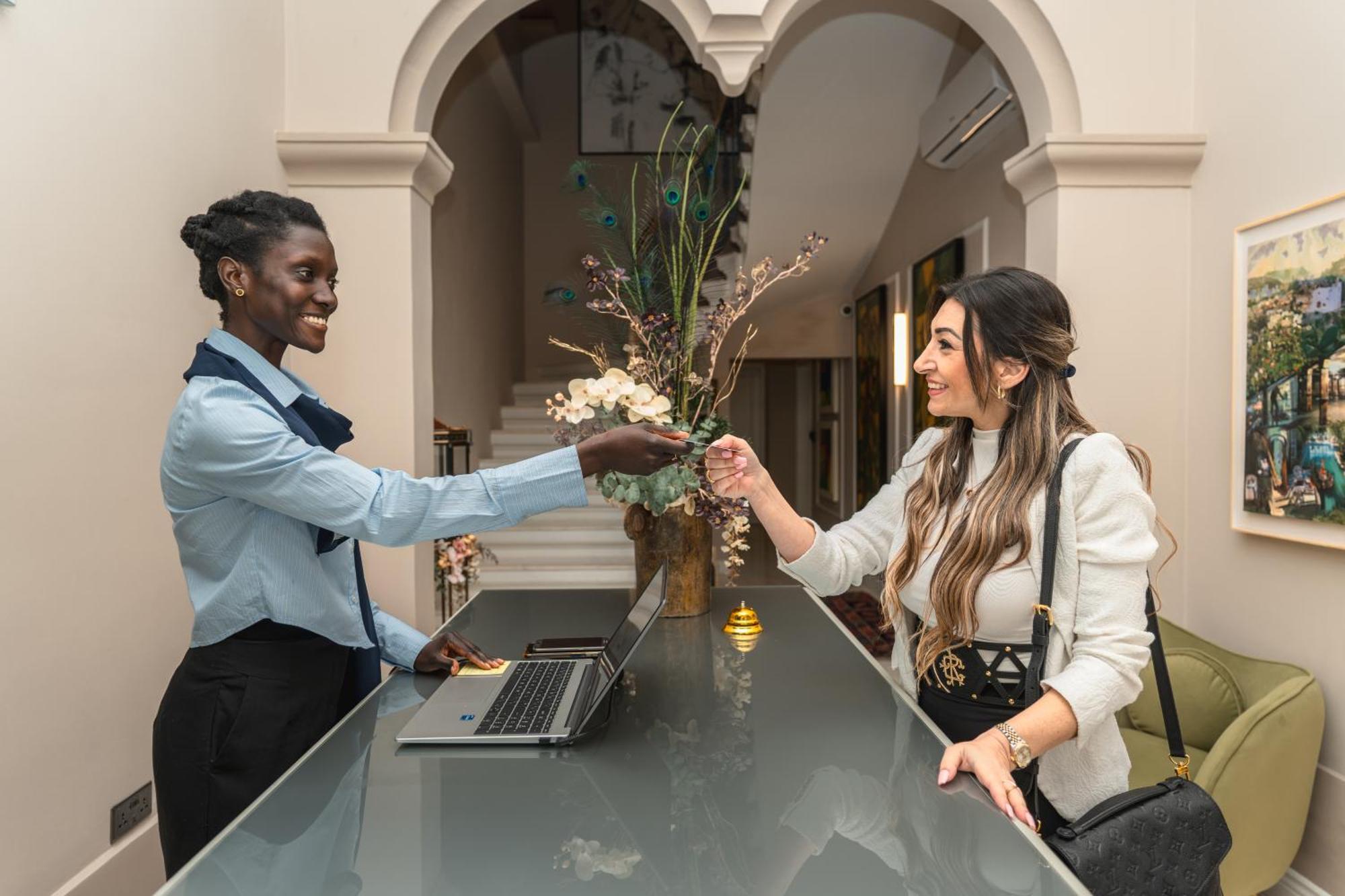 مْدينا Howard House Hotel المظهر الخارجي الصورة